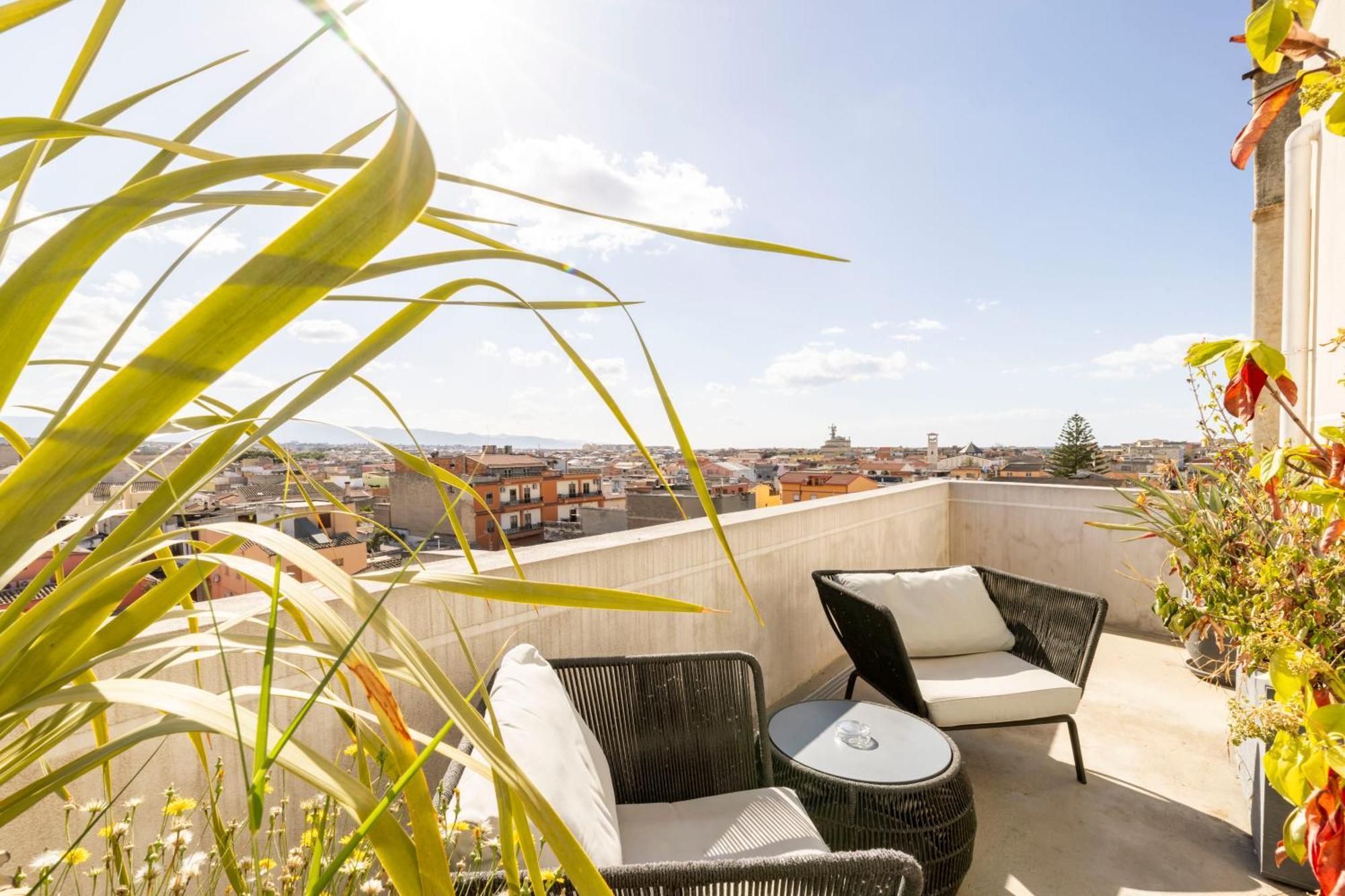 Milestone (Adults Only) Bed and Breakfast Quartu Sant'Elena Eksteriør billede